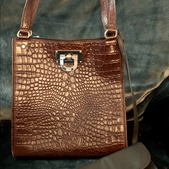 DKNY purse - Picture 4 of 5